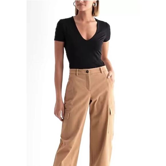 MOTT & BOW Tops - MOTT & BOW WOMEN XS BLACK V-NECK FITTED MARCY TEE PERUVIAN COTTON CAP SLEEVES